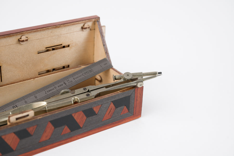 Scribe – Luxuriöses Federmäppchen aus Holz
